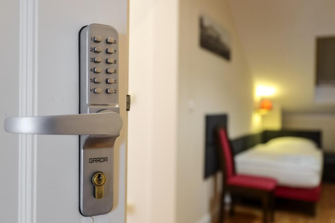 Namysłów Dworek Rozany Hotel & Restauracja מראה חיצוני תמונה