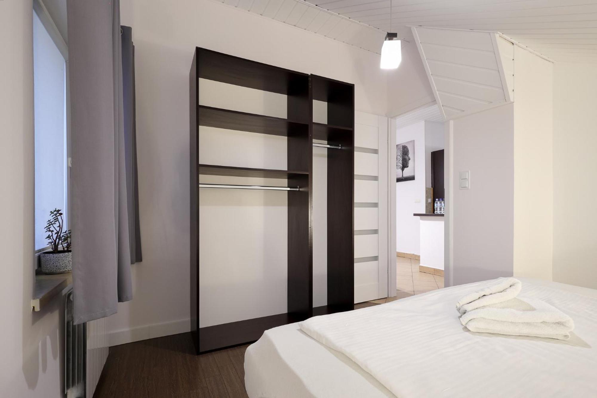 Namysłów Dworek Rozany Hotel & Restauracja מראה חיצוני תמונה